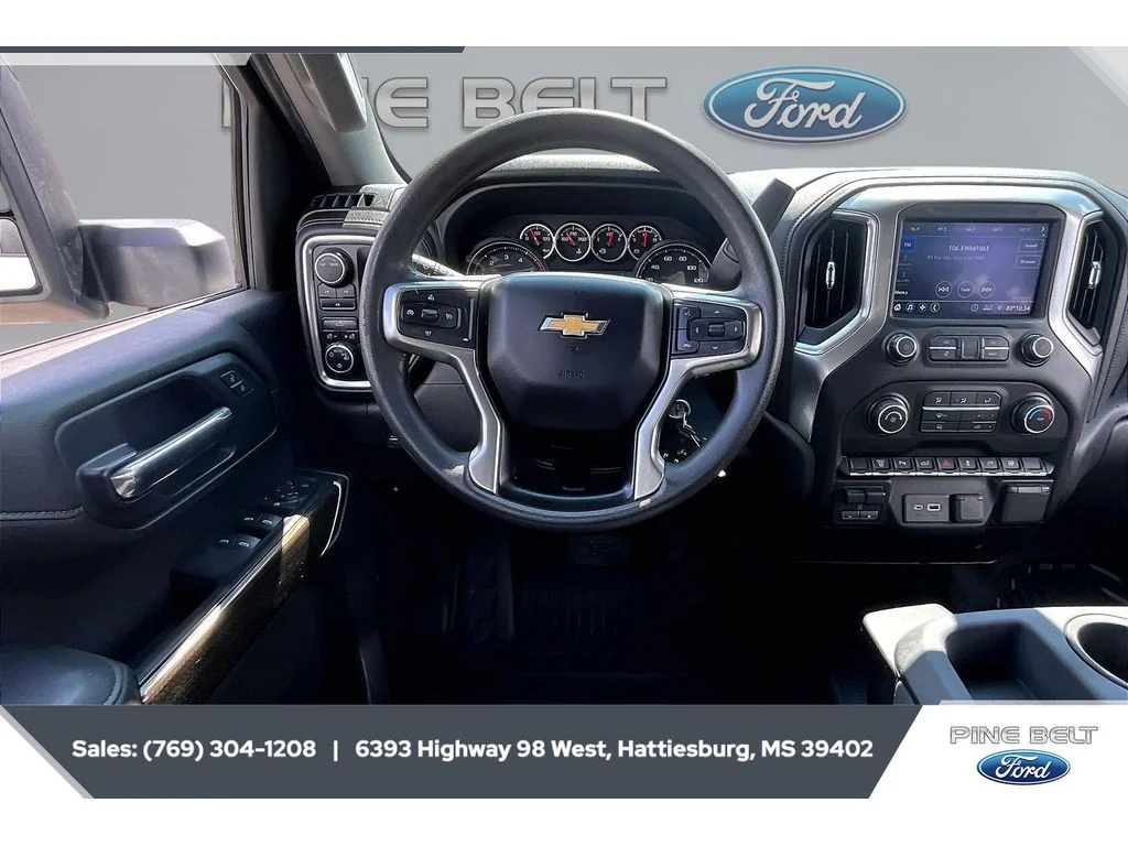 Used 2020 Summit White Chevrolet LT image 5