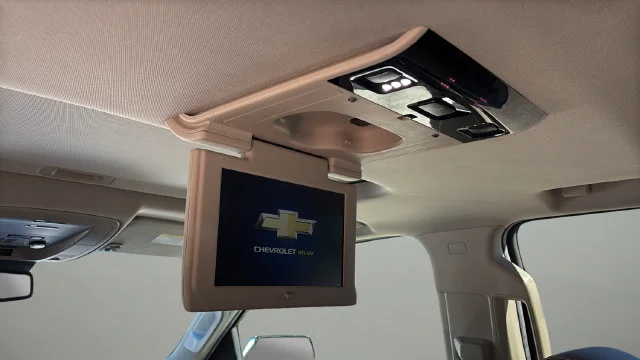 Used 2018 White Chevrolet Premier image 36