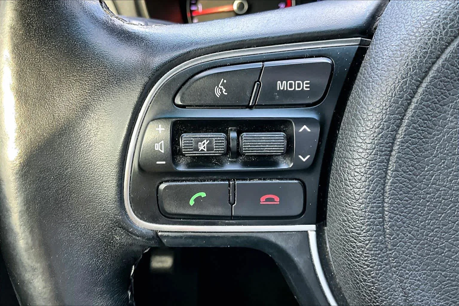 Used 2018 Ebony Black Kia EX image 21