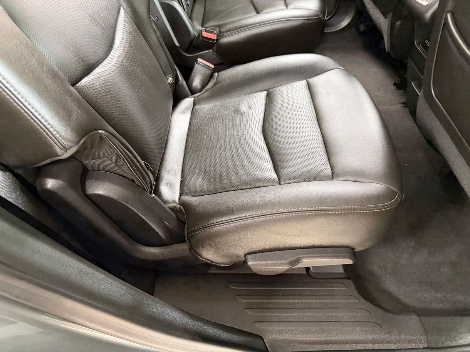 Used 2021 Gray Cadillac Premium Luxury image 42