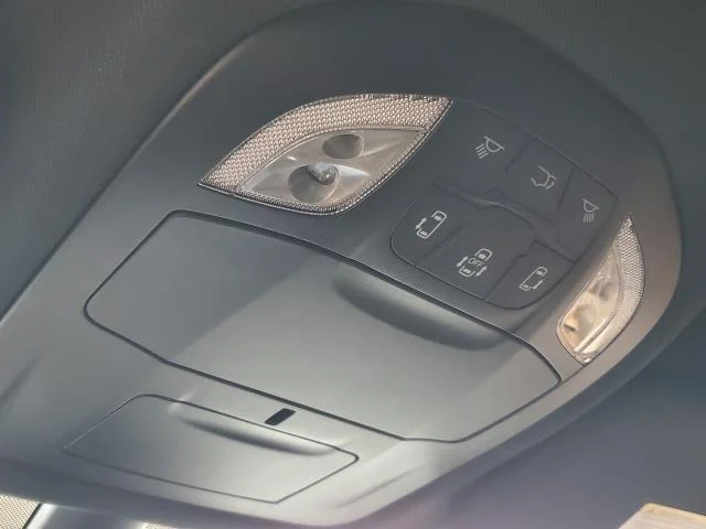 New 2026 Silver Mist Clearcoat Chrysler LX image 16