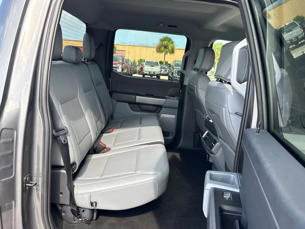 Certified Used 2025 Gray Ford Flash image 29