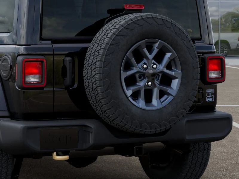 New 2026 Black Clear-Coat Exterior Paint Jeep 85th Anniversary Edition image 42