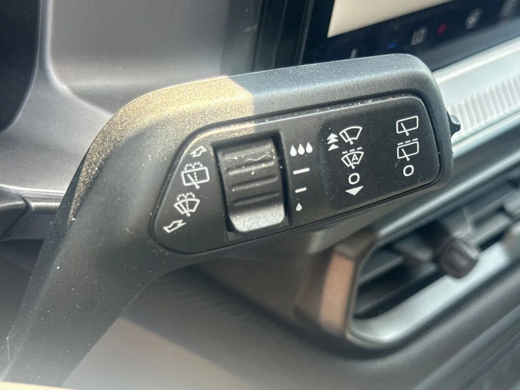 Used 2025 Oxford White Ford Outer Banks image 35