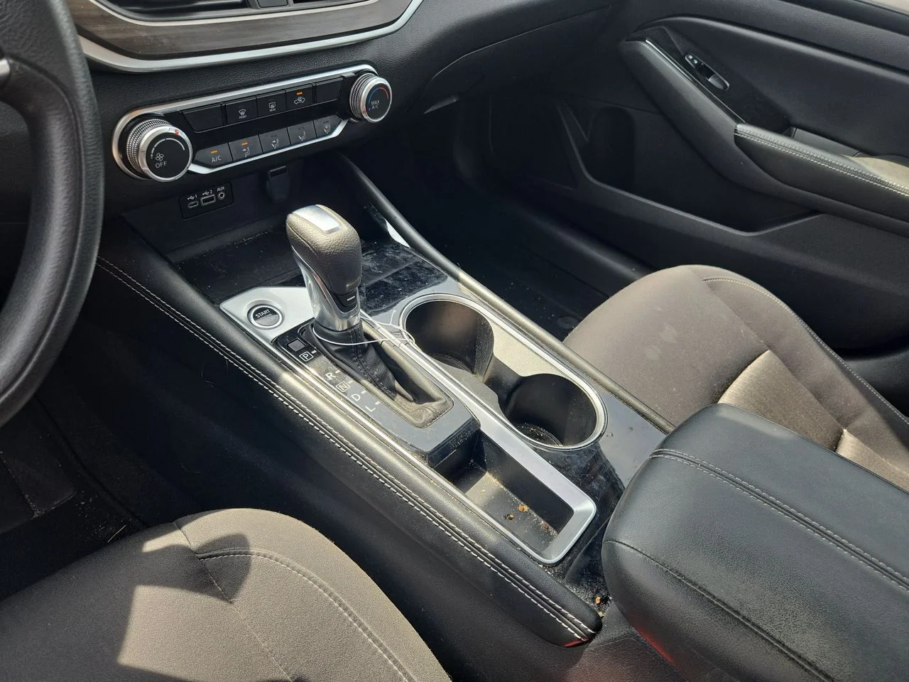 Used 2023 Gun Metallic Nissan 2.5 SV image 12