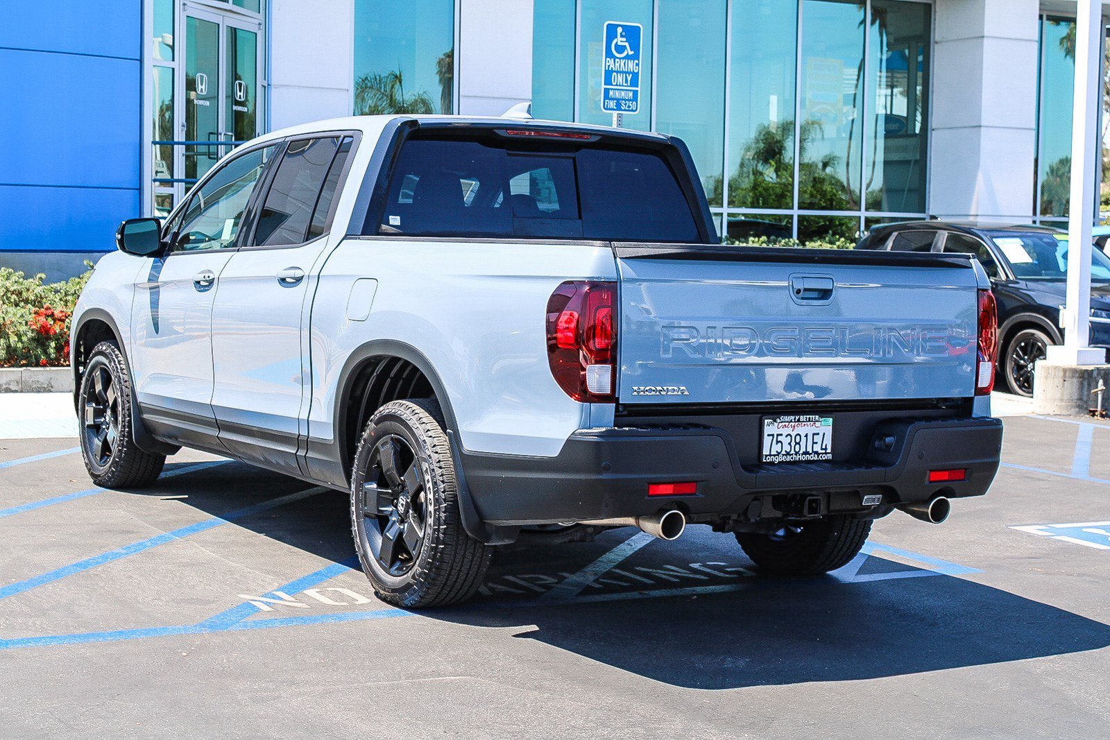 2025 Honda Ridgeline Black Edition - Photo 36