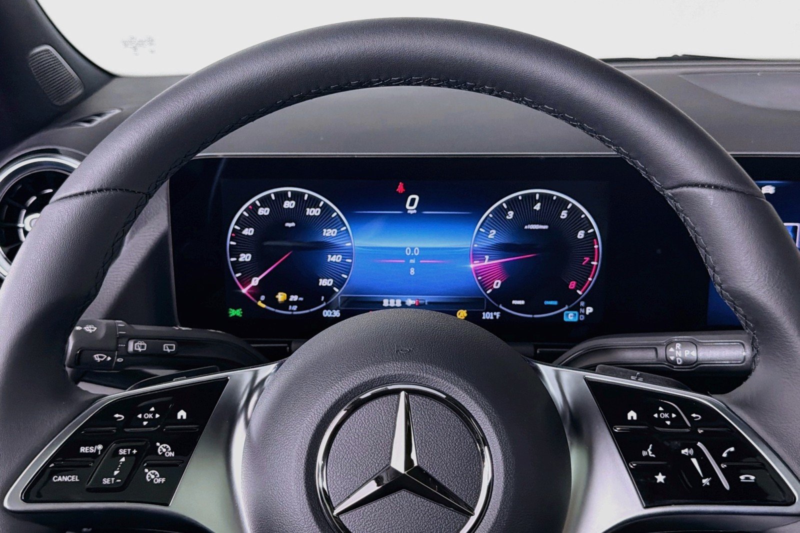 New 2026 Polar White Mercedes-Benz GLA 250 SUV image 18