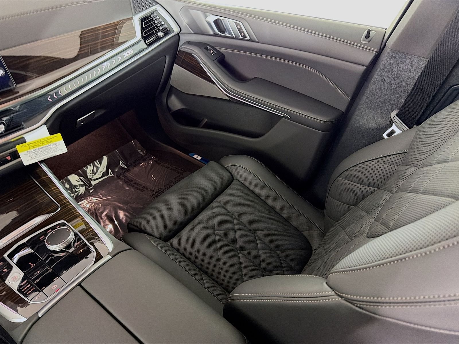 New 2026 Brooklyn Grey Metallic BMW sDrive40i image 25