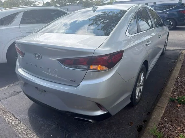Used 2019 Symphony Silver Hyundai ECO image 7