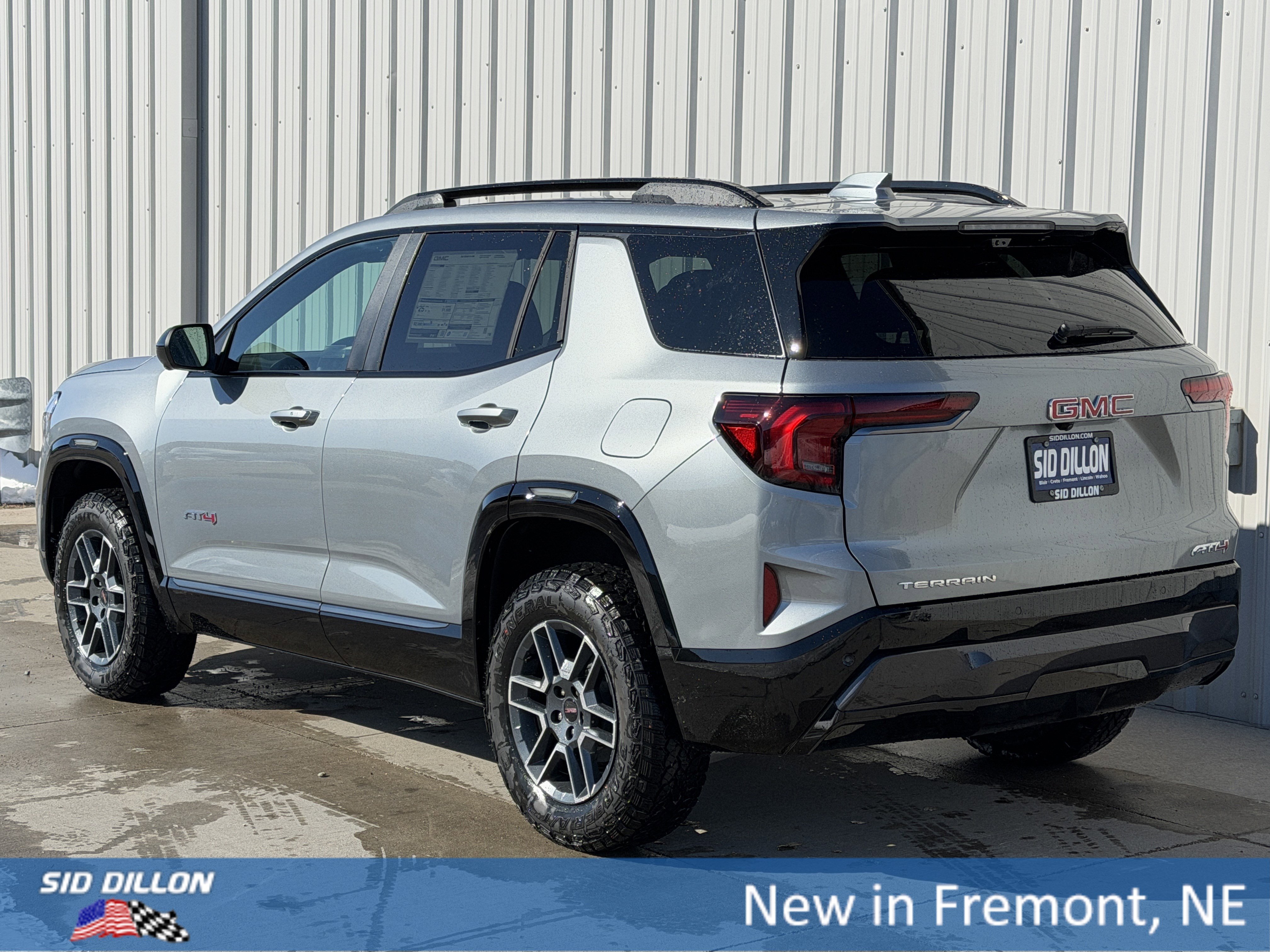 2026 GMC Terrain AT4 - Photo 7