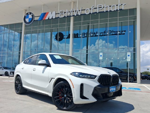Used 2025 White BMW xDrive40i image 1