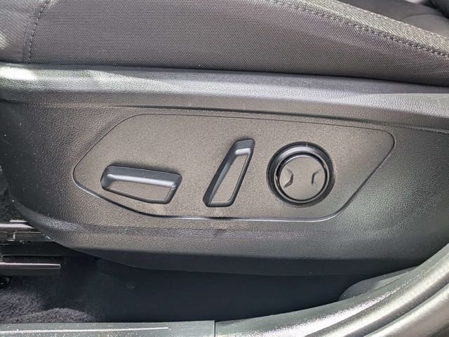 Used 2024 Black Hyundai SEL image 21