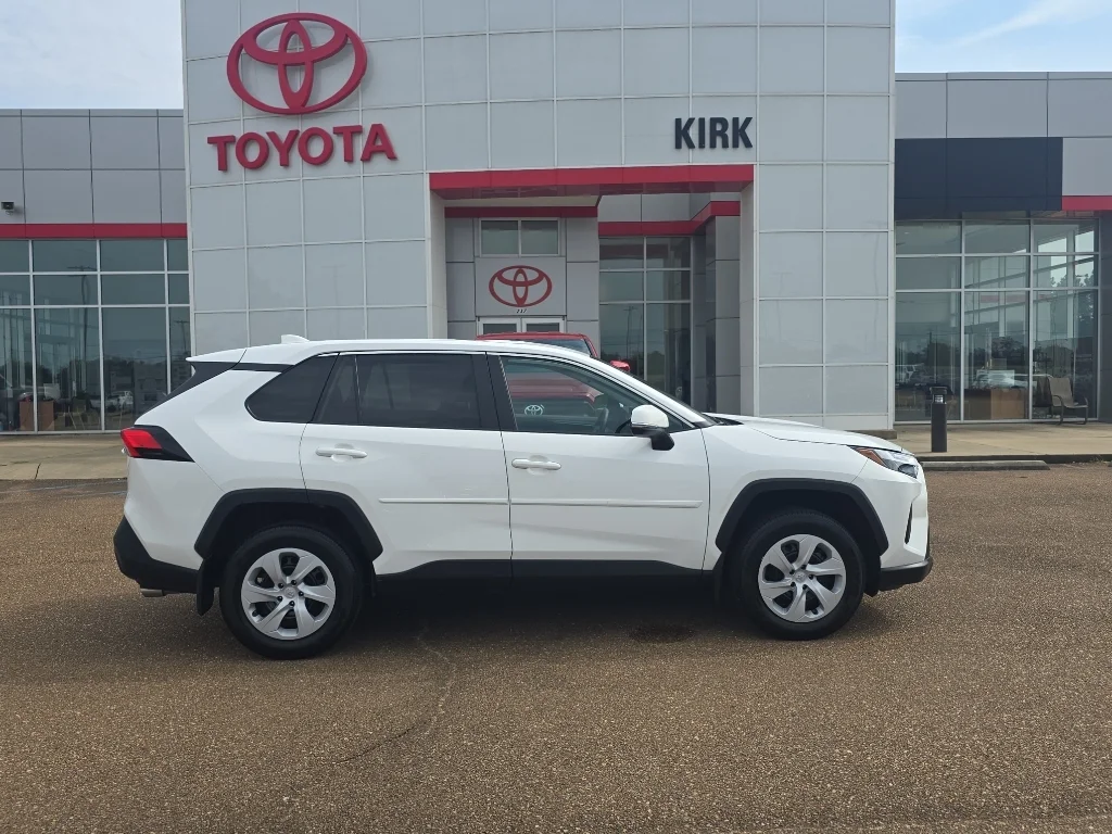 2025 Toyota RAV4