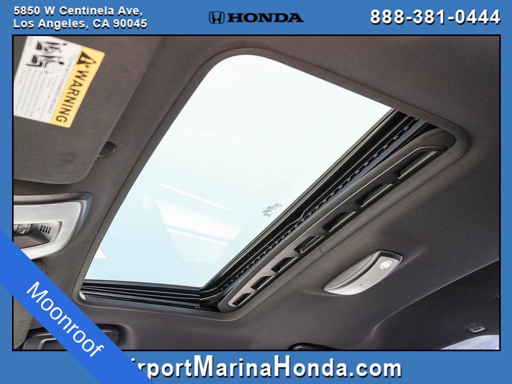 Used 2015 Crystal White Pearl Volvo T6 R-Design image 6