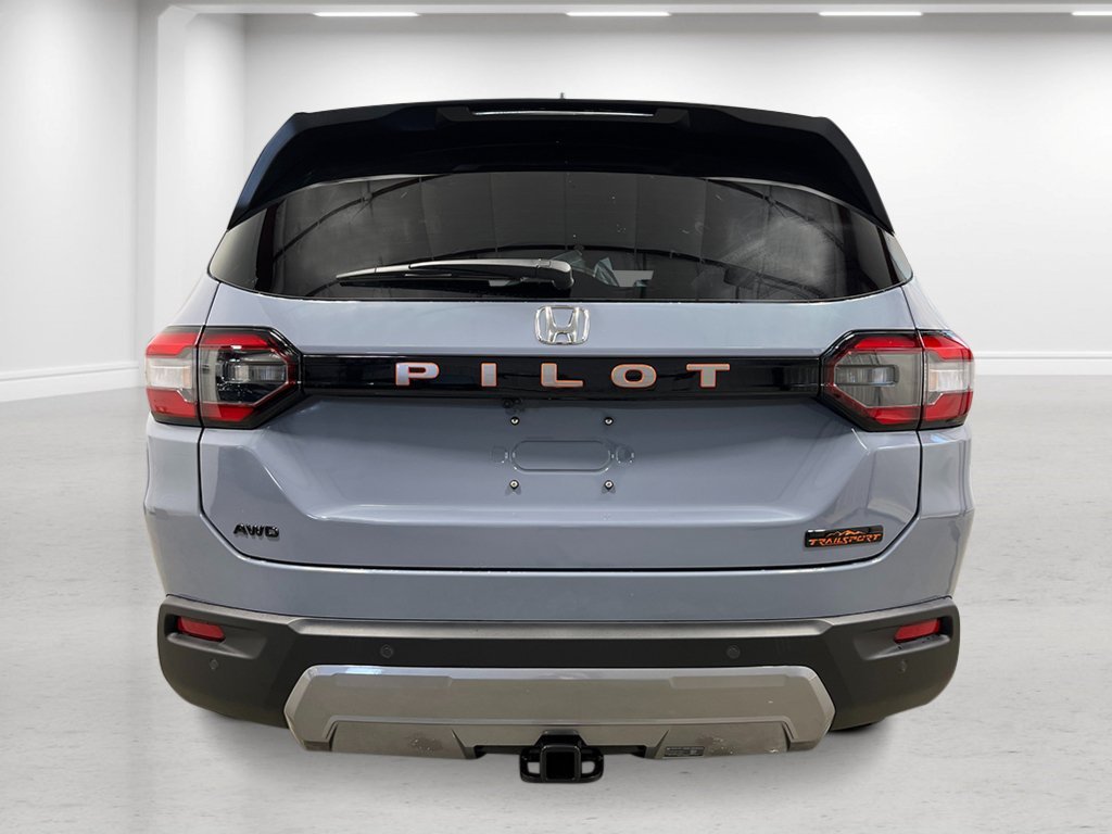 New 2026 Sonic Gray Pearl Honda TrailSport image 4