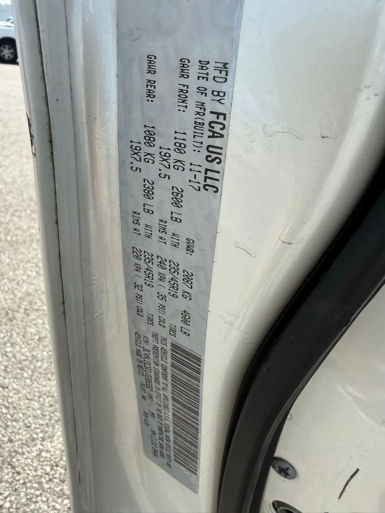 Used 2018 White Jeep Limited image 19