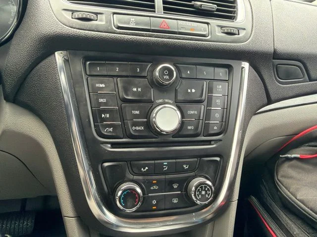 Used 2015 Silver Buick Base image 11