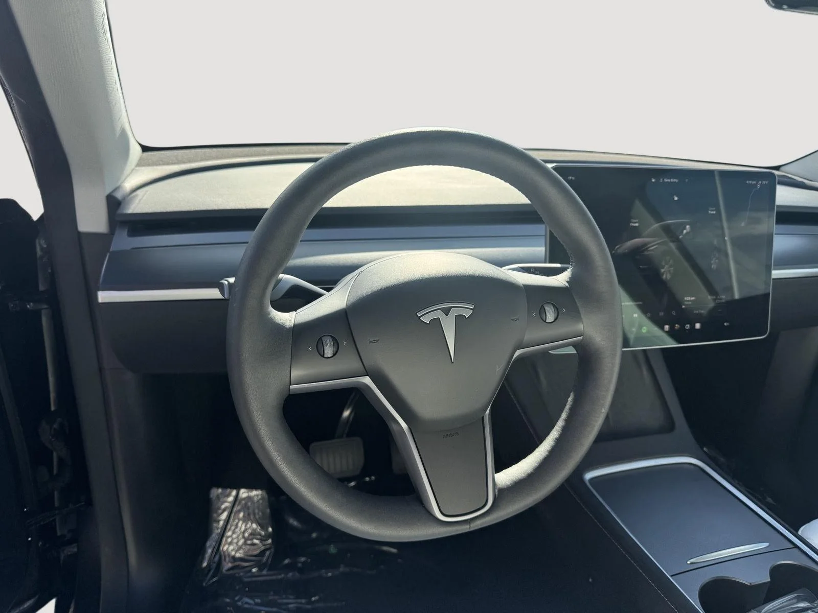 Used 2024 Stealth Grey Tesla Long Range image 5