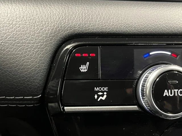 New 2026 Platinum White Pearl Honda Touring Blackout image 12