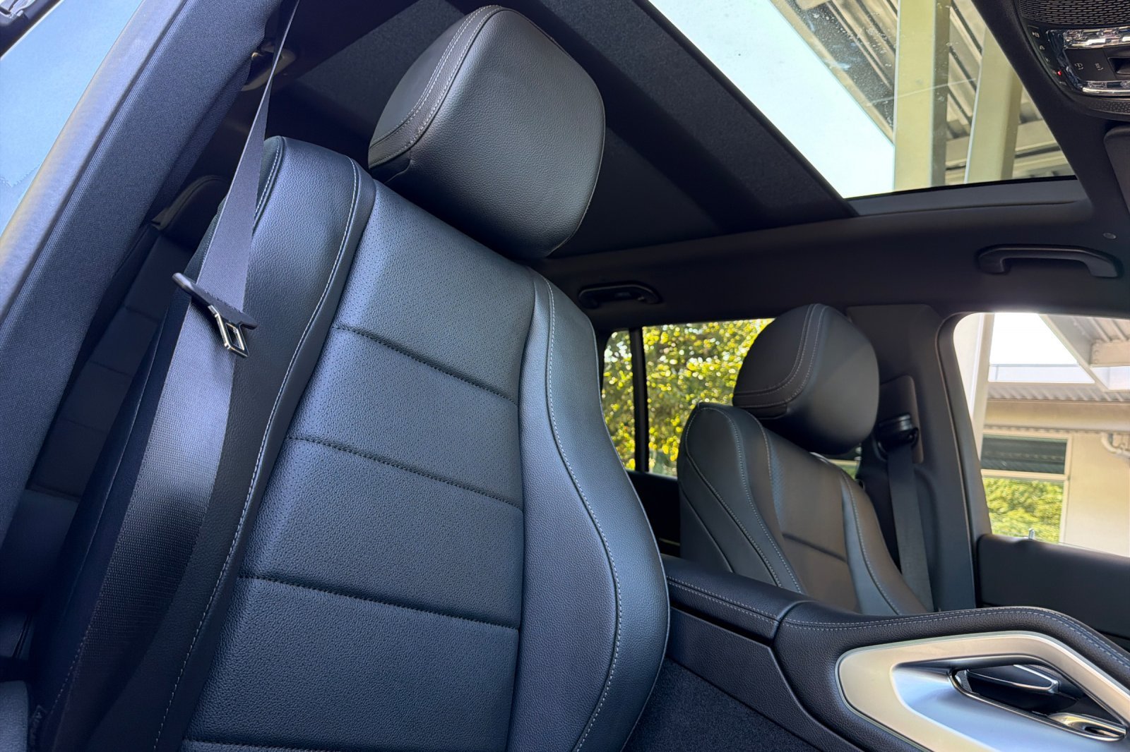 New 2026 Selenite Grey Metallic Mercedes-Benz GLS 450 image 3