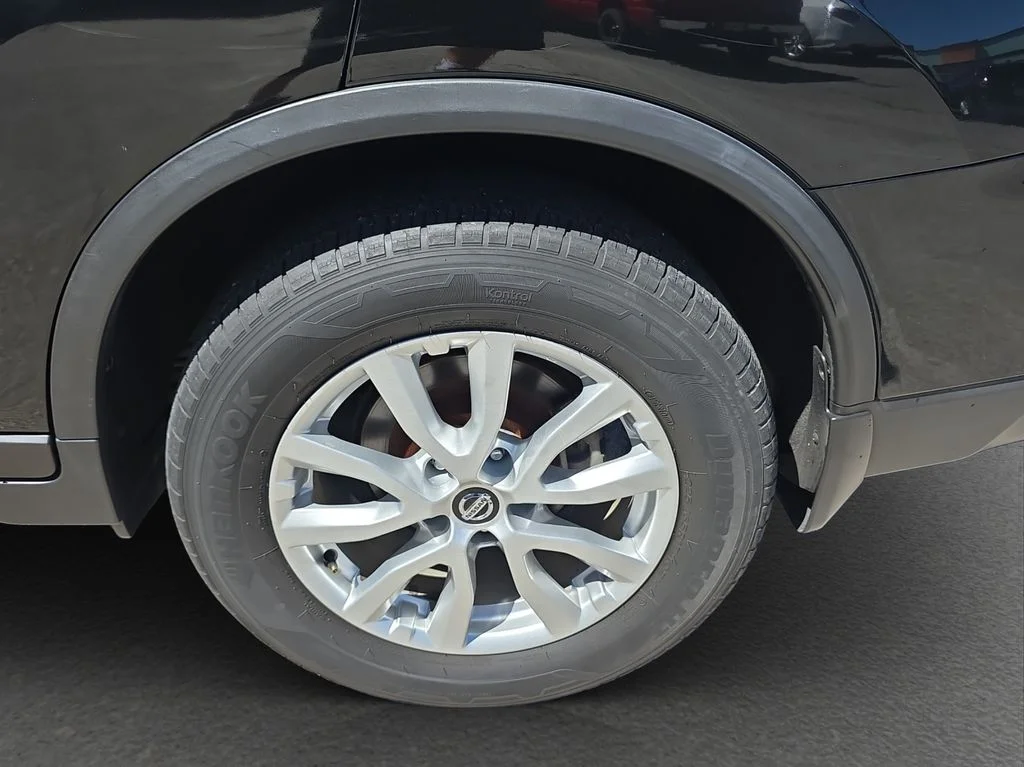 Used 2019 Black Nissan SV image 5