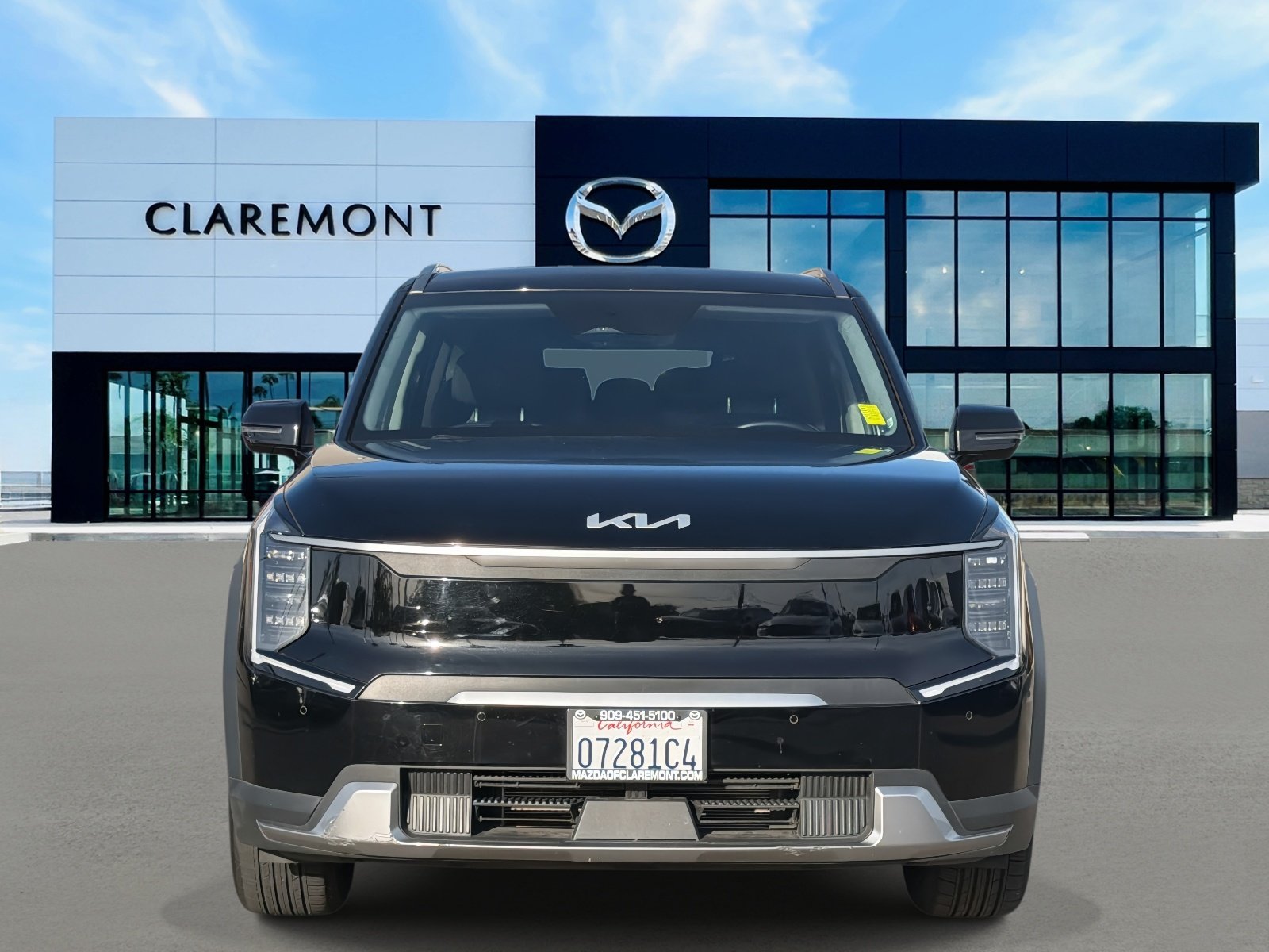 Used 2024 Kia Ev9 Wind with VIN KNDAFFS54R6044365 for sale in Claremont, CA