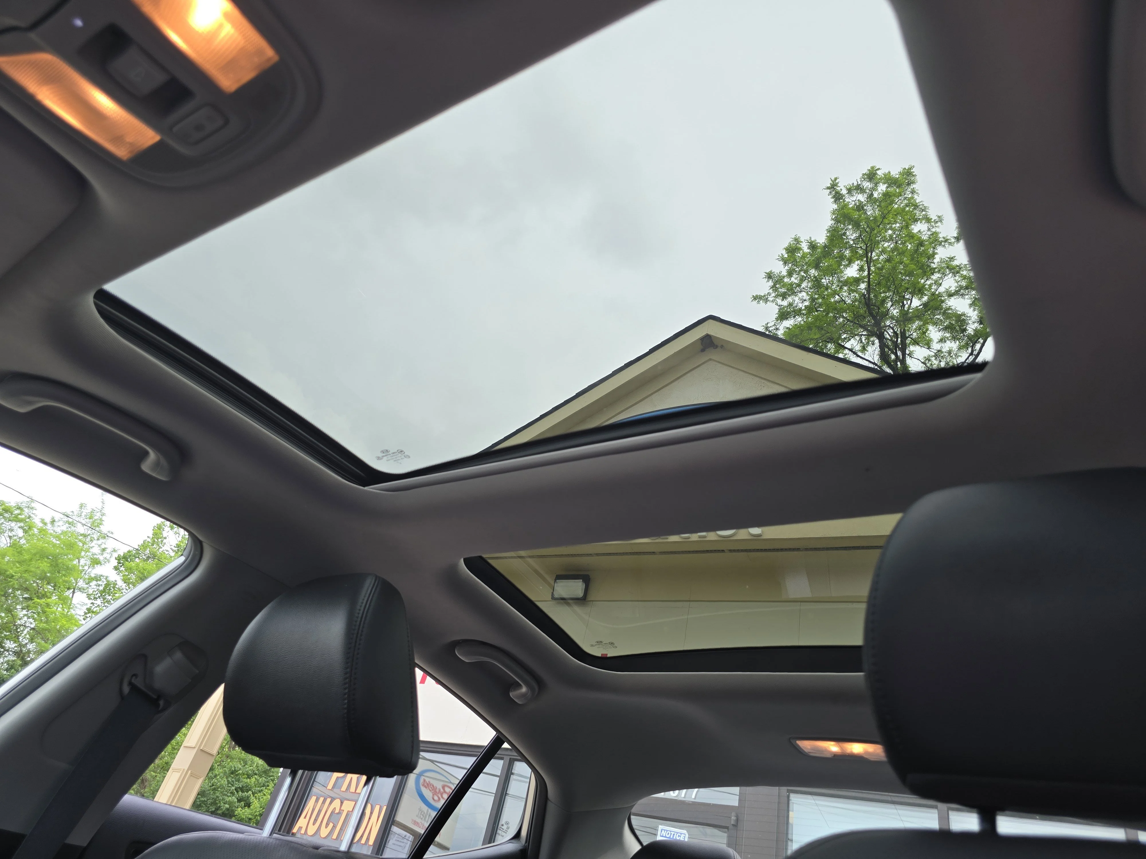 Used 2014 Satin Metal Kia SX Turbo image 3