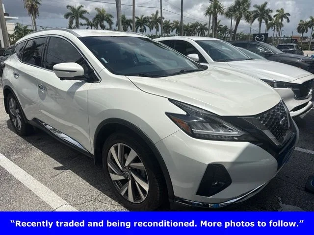 Used 2020 White Nissan SL image 1