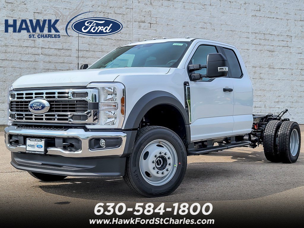 New 2026 Oxford White Ford F-450® XL image 1