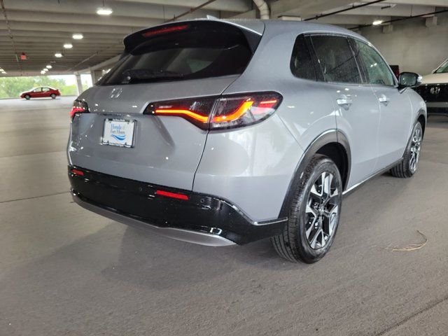 New 2027 Solar Silver Metallic Honda EX-L image 6