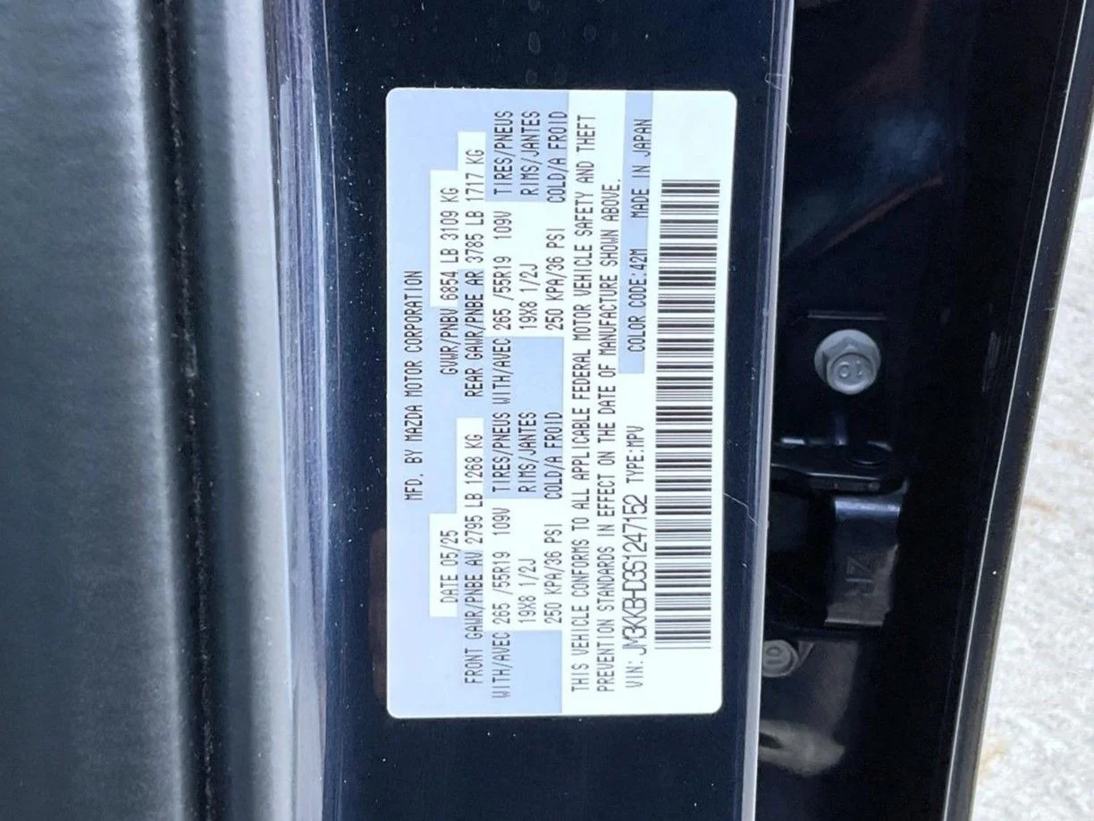 2025 Mazda CX-90 Preferred Package - Photo 28