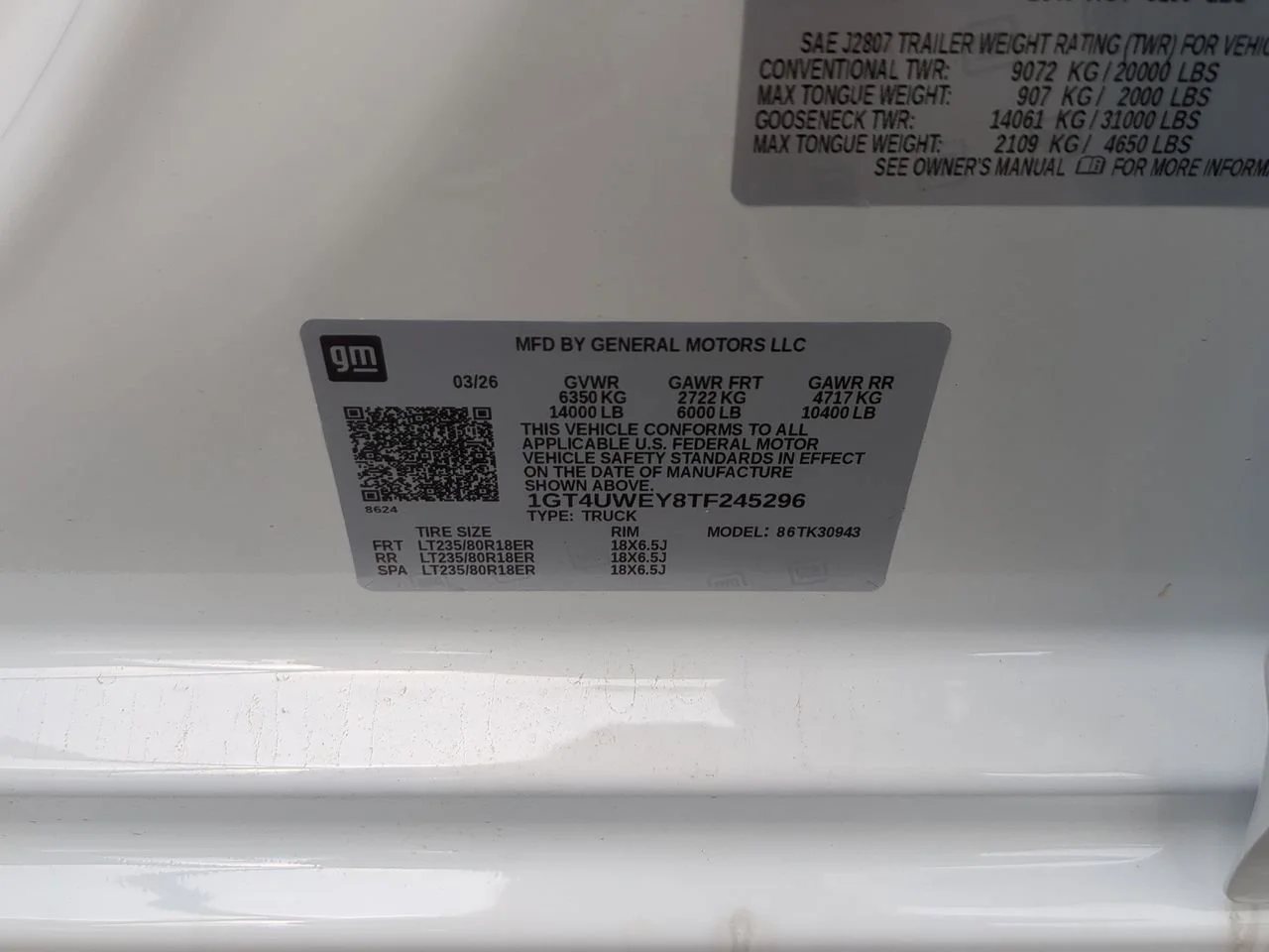New 2026 Summit White GMC Denali DRW image 35