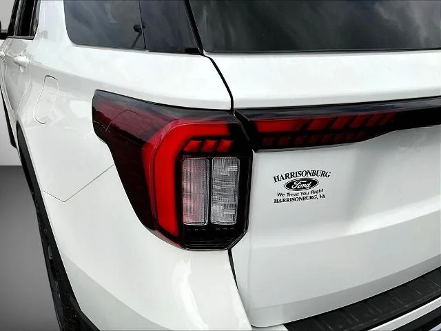 New 2026 Star White Metallic Tri-Coat Ford Tremor® image 63