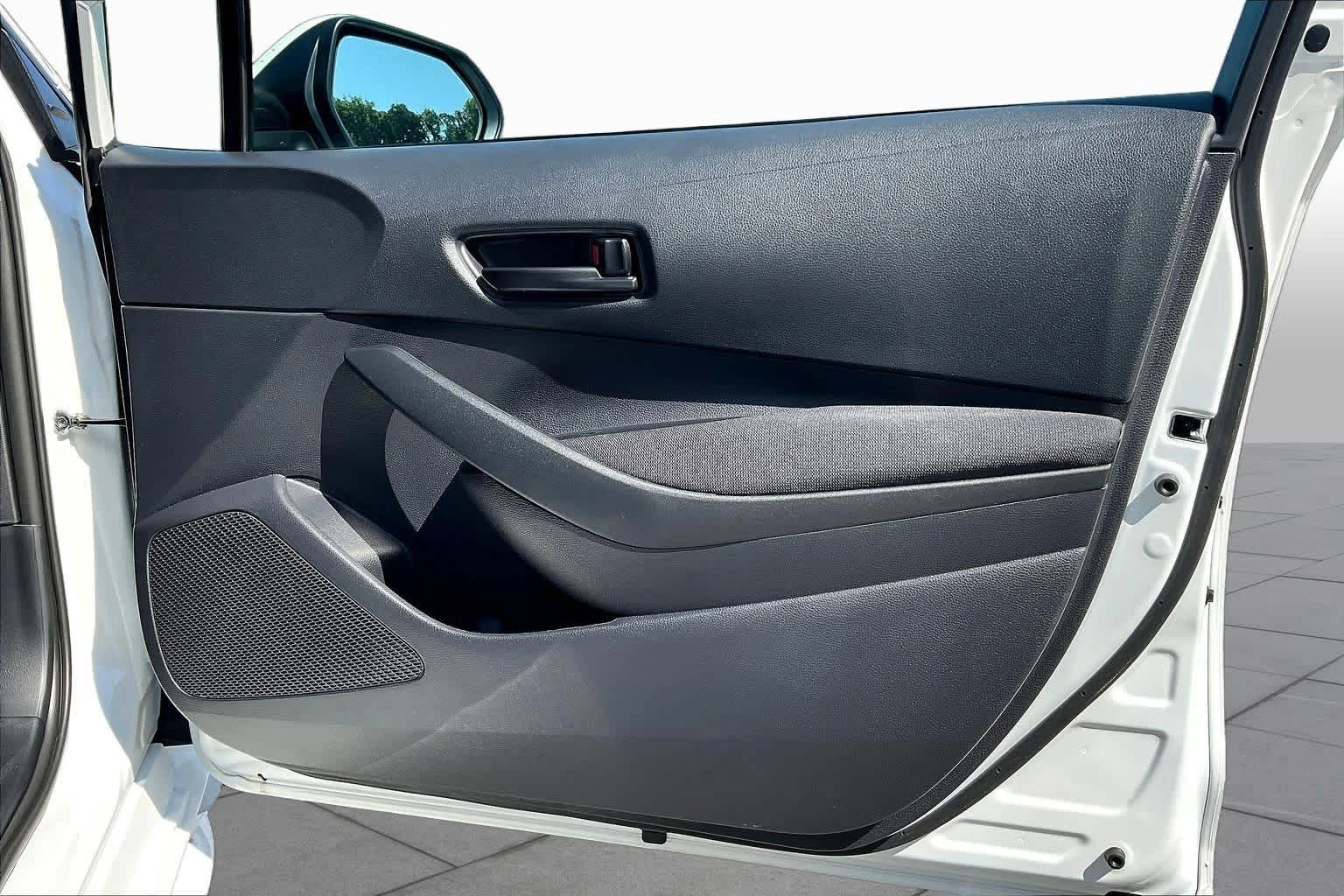 Used 2026 Ice Cap Toyota LE image 21
