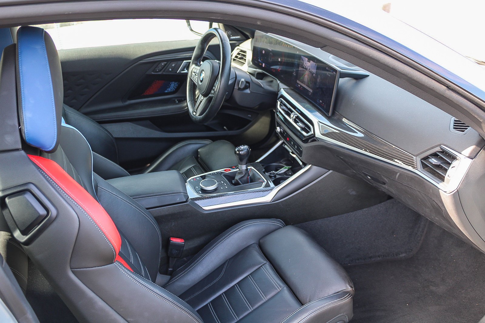 Used 2024 Brooklyn Gray Metallic BMW Base image 17