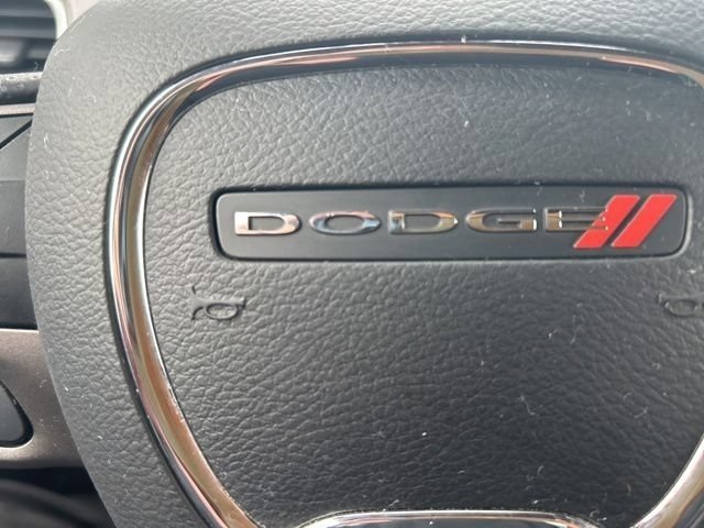 Used 2020 Octane Red Pearlcoat Dodge SXT image 19