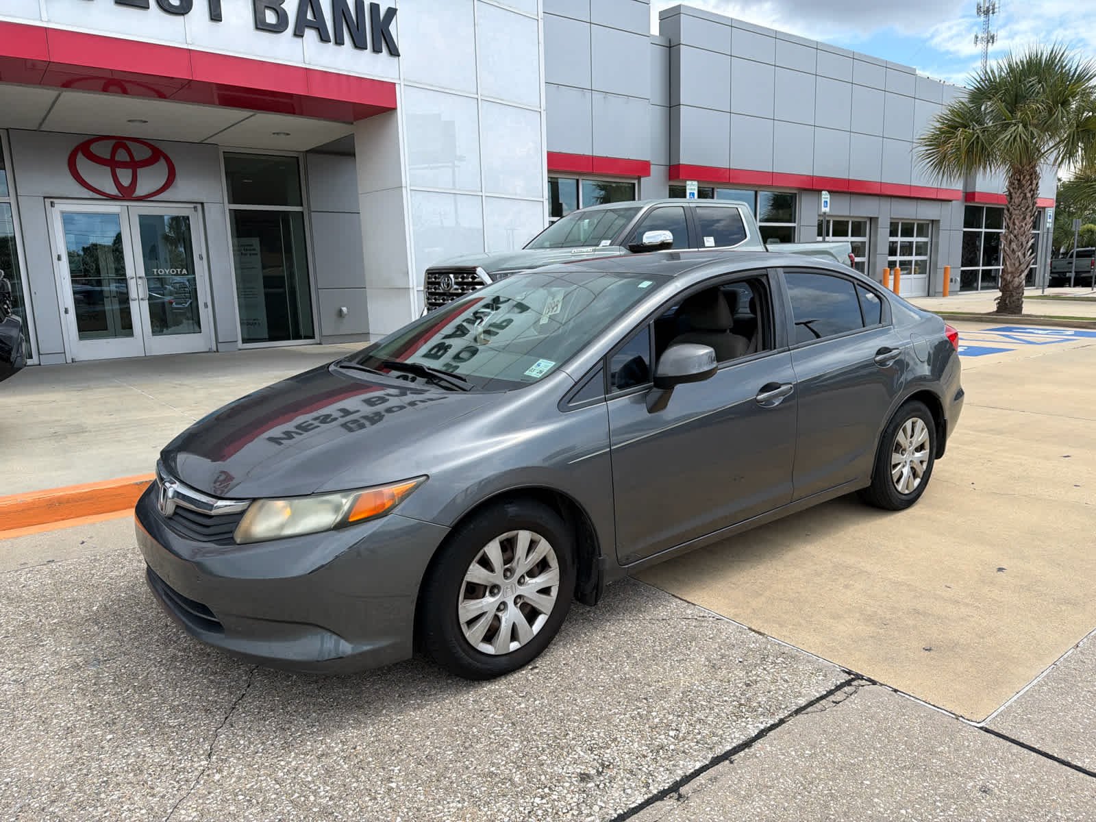 Used 2012 Polished Metal Metallic Honda LX image 4