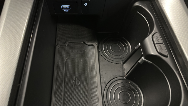 Used 2020 Steel Graphite Hyundai Limited image 32