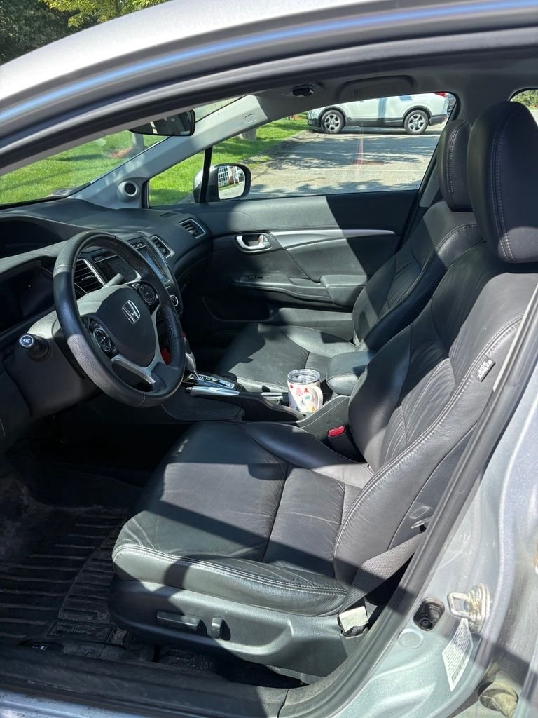 Used 2015 Alabaster Silver Metallic Honda EX-L image 5