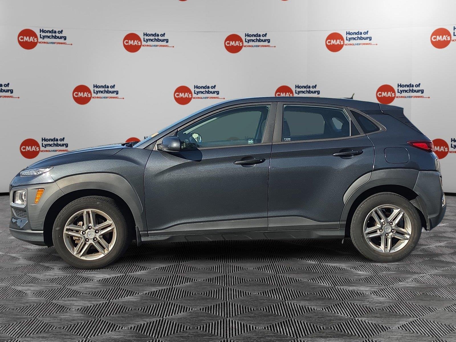 Used 2019 Thunder Gray Hyundai SE image 2