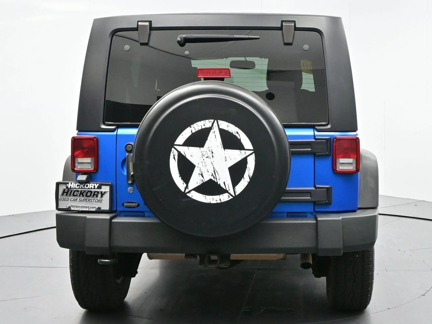 Used 2016 Hydro Blue Pearl Jeep Rubicon image 6