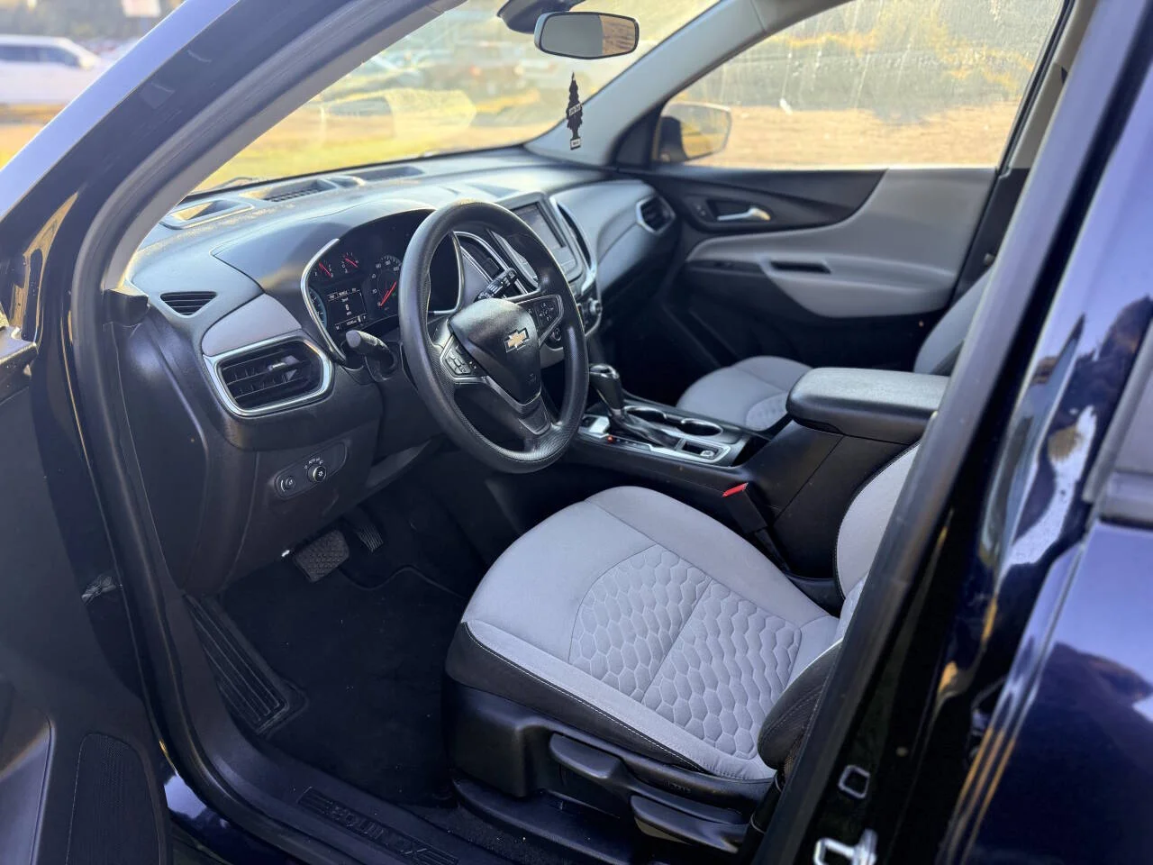Used 2020 Black Chevrolet LS 4x4 4dr SUV w/1LS image 12