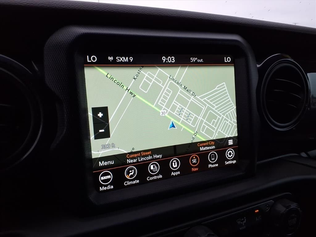 Used 2022 Green Jeep Sport image 16