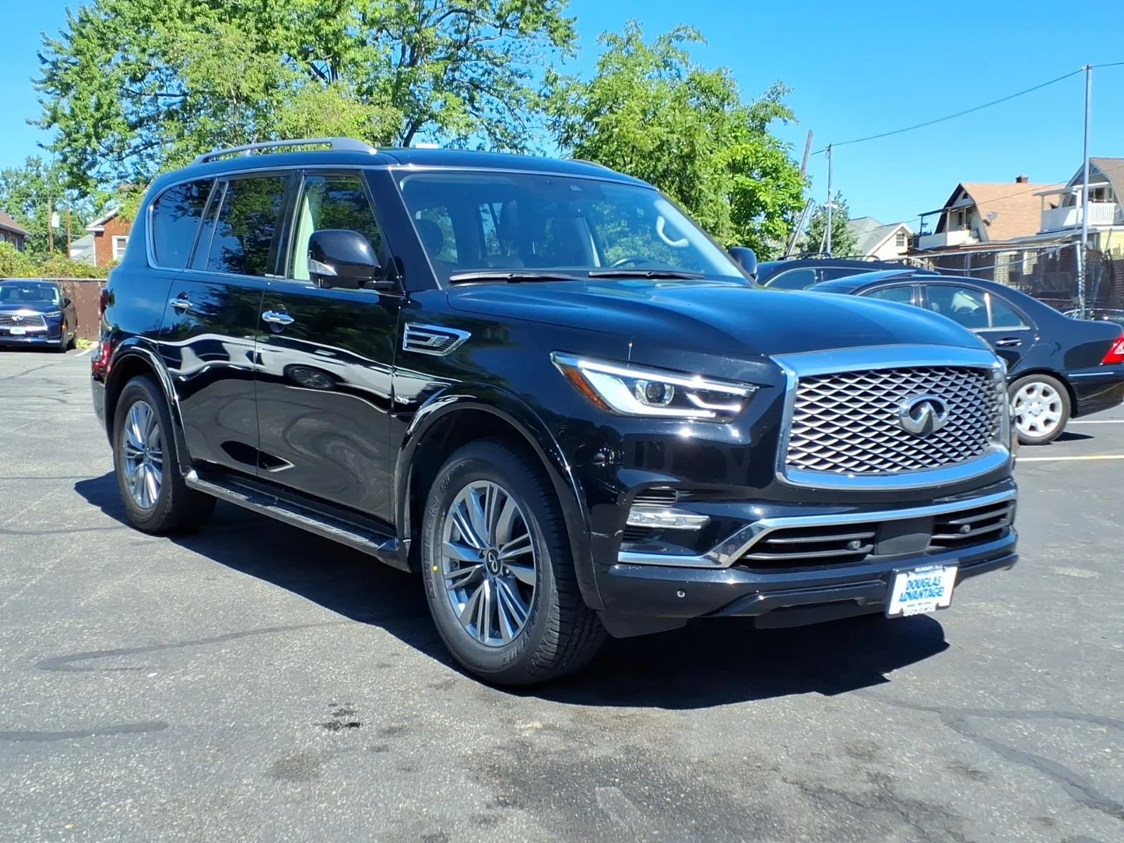 Used 2020 Black INFINITI LUXE image 4