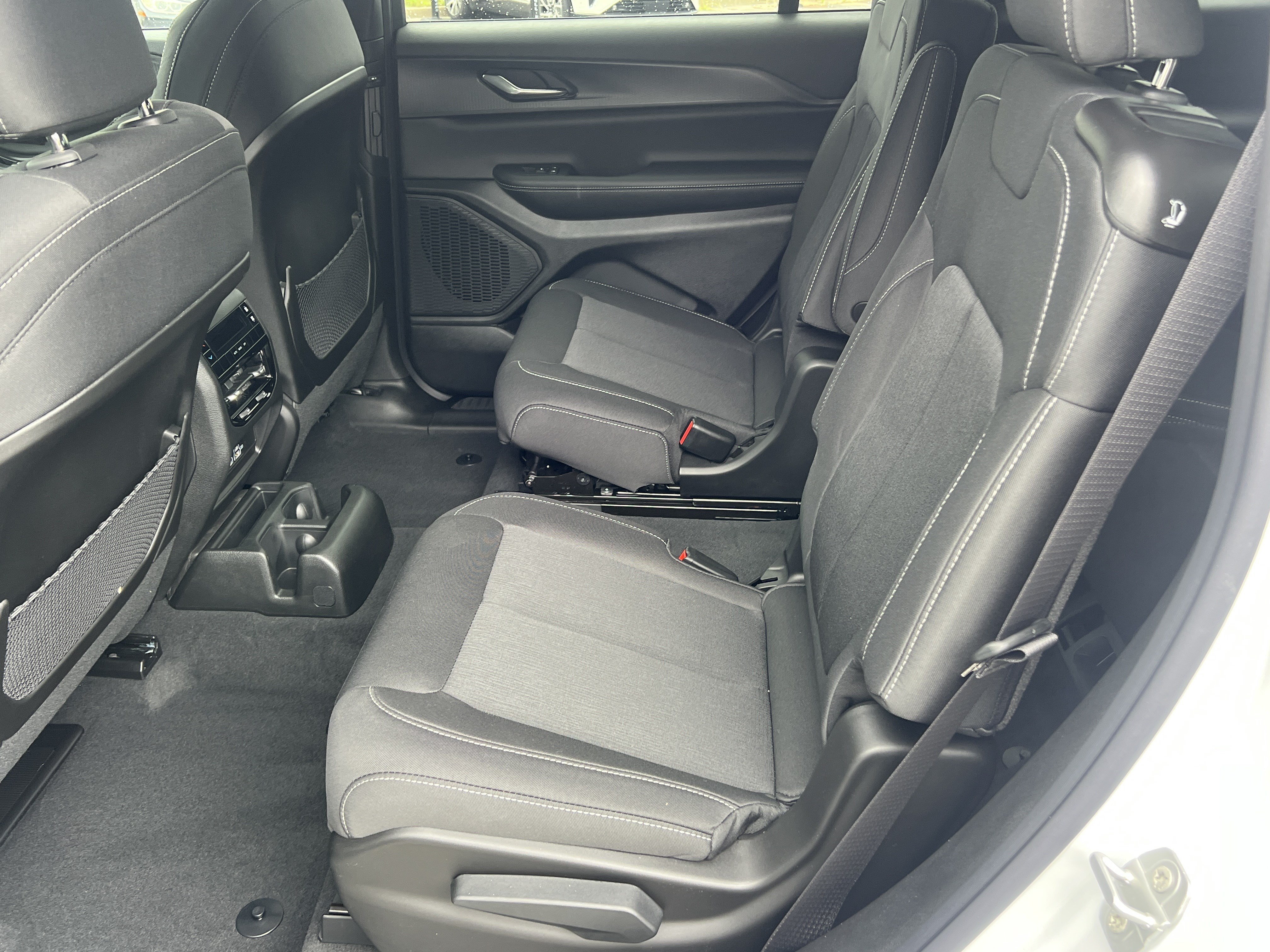 New 2026 Bright White Clearcoat Jeep Laredo image 17