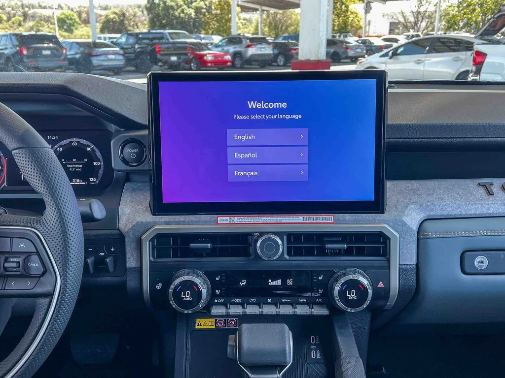 2026 Toyota Tacoma Trailhunter - Photo 13