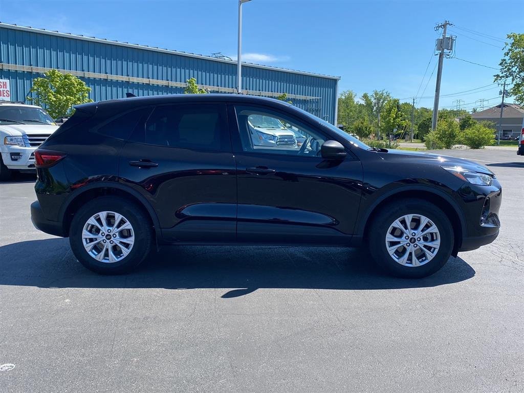 Used 2025 Agate Black Ford Active image 11