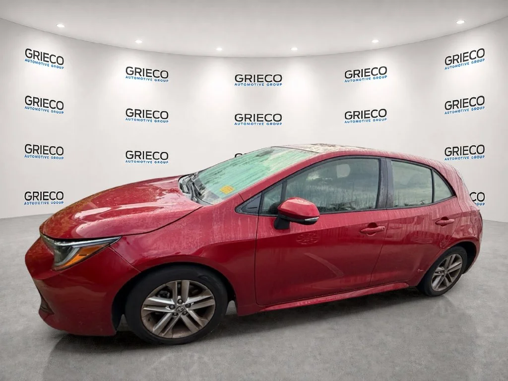 Used 2021 Red Toyota SE image 3