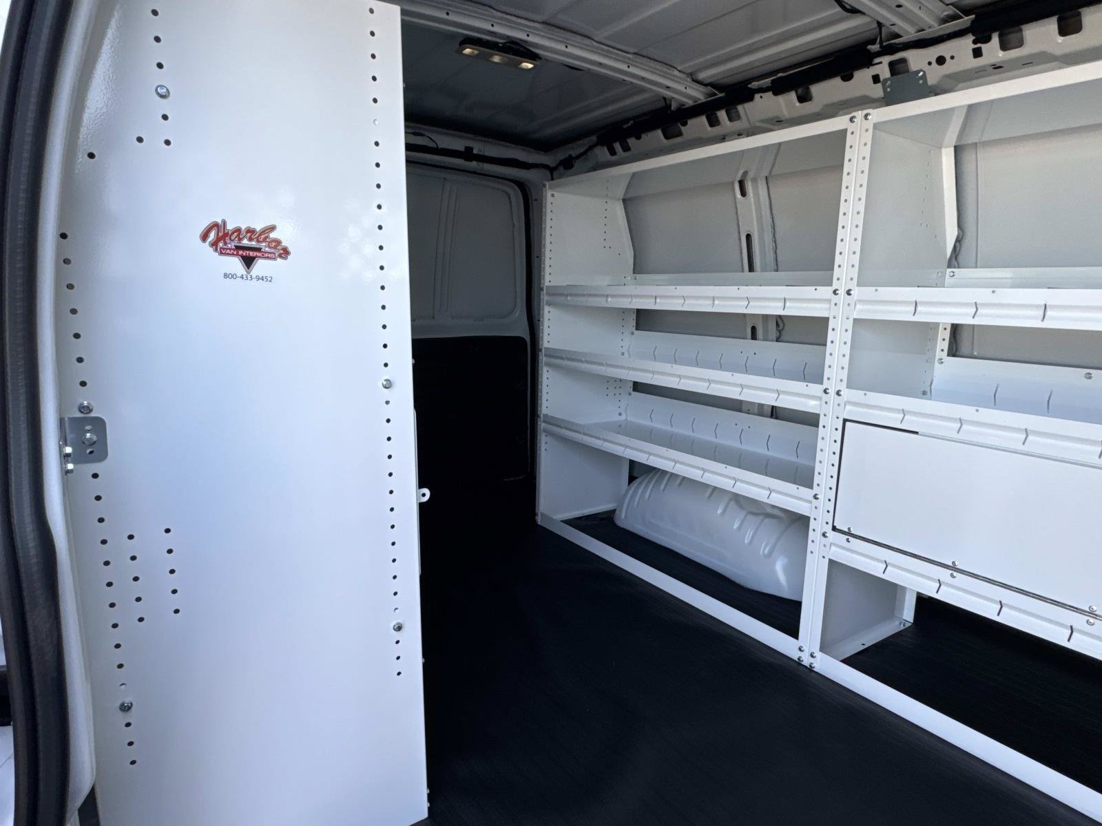 2025 GMC Savana Cargo Work Van - Photo 25
