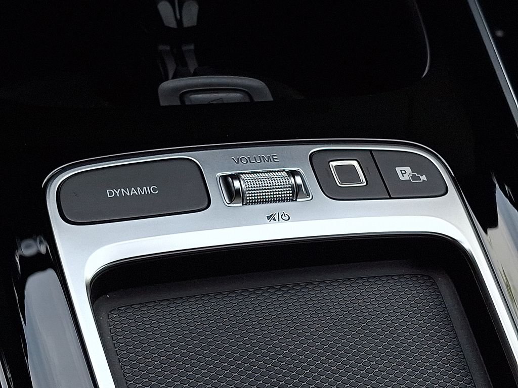 Certified Used 2026 White Mercedes-Benz GLA 250 image 25